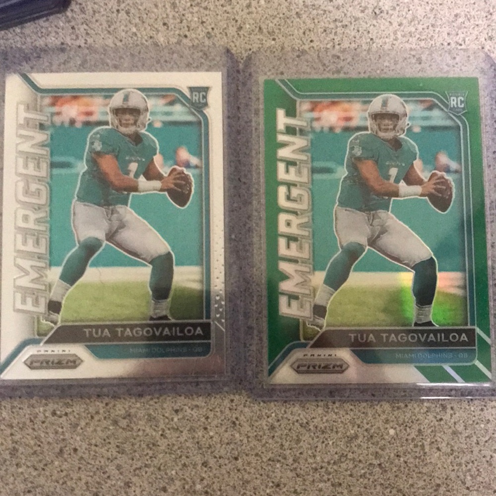 2020 emergent panini prizm Tua Tagovailoa rookie-2